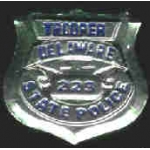 DELAWARE STATE POLICE MINI BADGE PIN